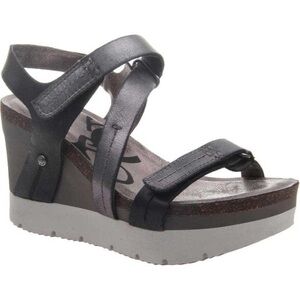 OTBT Platform Sandals